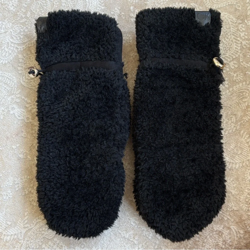NWOT Calvin Klein Faux Fur Gloves Black Mittens Stretch Cord Fleece Lined Cozy